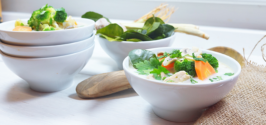 Elke Eisner - Tom Kha Gai – Hühnersuppe mit Kokosmilch und Galgant