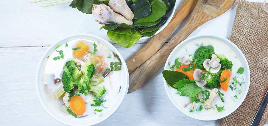 Elke Eisner - Tom Kha Gai – Hühnersuppe mit Kokosmilch und Galgant