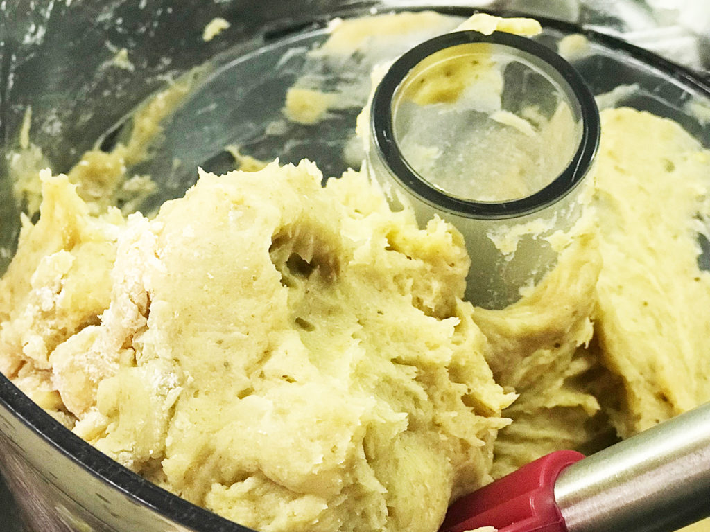 Paleo-Autoimmuntherapie Paleo Kroketten aus Kochbananen, AIP, glutenfrei, eifrai, getreidefrei, michlfrei, nussfrei, kochen nach dem Autoimmunprotokoll, ideal bei Autoimmunerkrankungen wie Hashimoto, Rheuma, Arthritis, gesundes Mittagessen Kroketten ohne Kartoffel